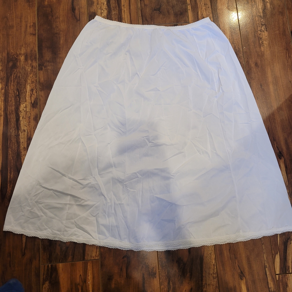 Elegant White Women's Slip Skirt